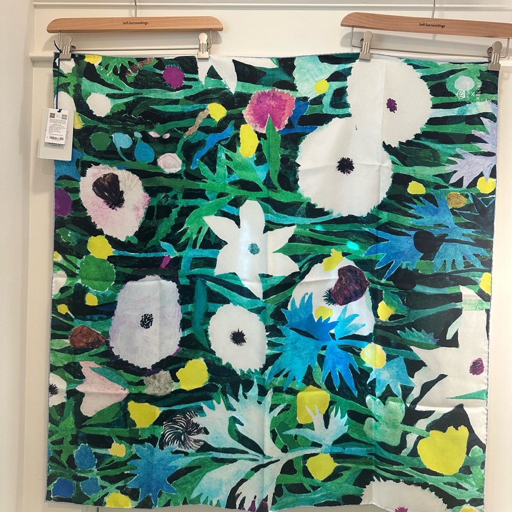 SOLD BNWT Burberry Highgrove Collaboration Silk Twill Floral Scarf 90x90cm